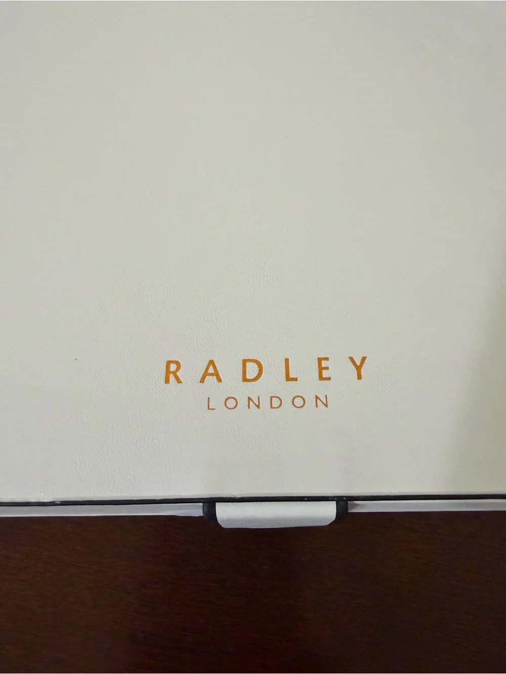 Radley London NWT White Jewelry Box Magnetic Close Ring Necklace Organizer